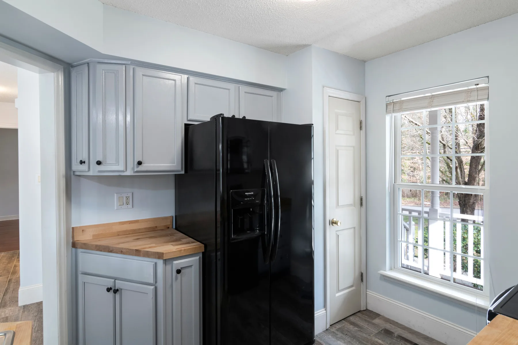 Refrigerator Repair representative service image
